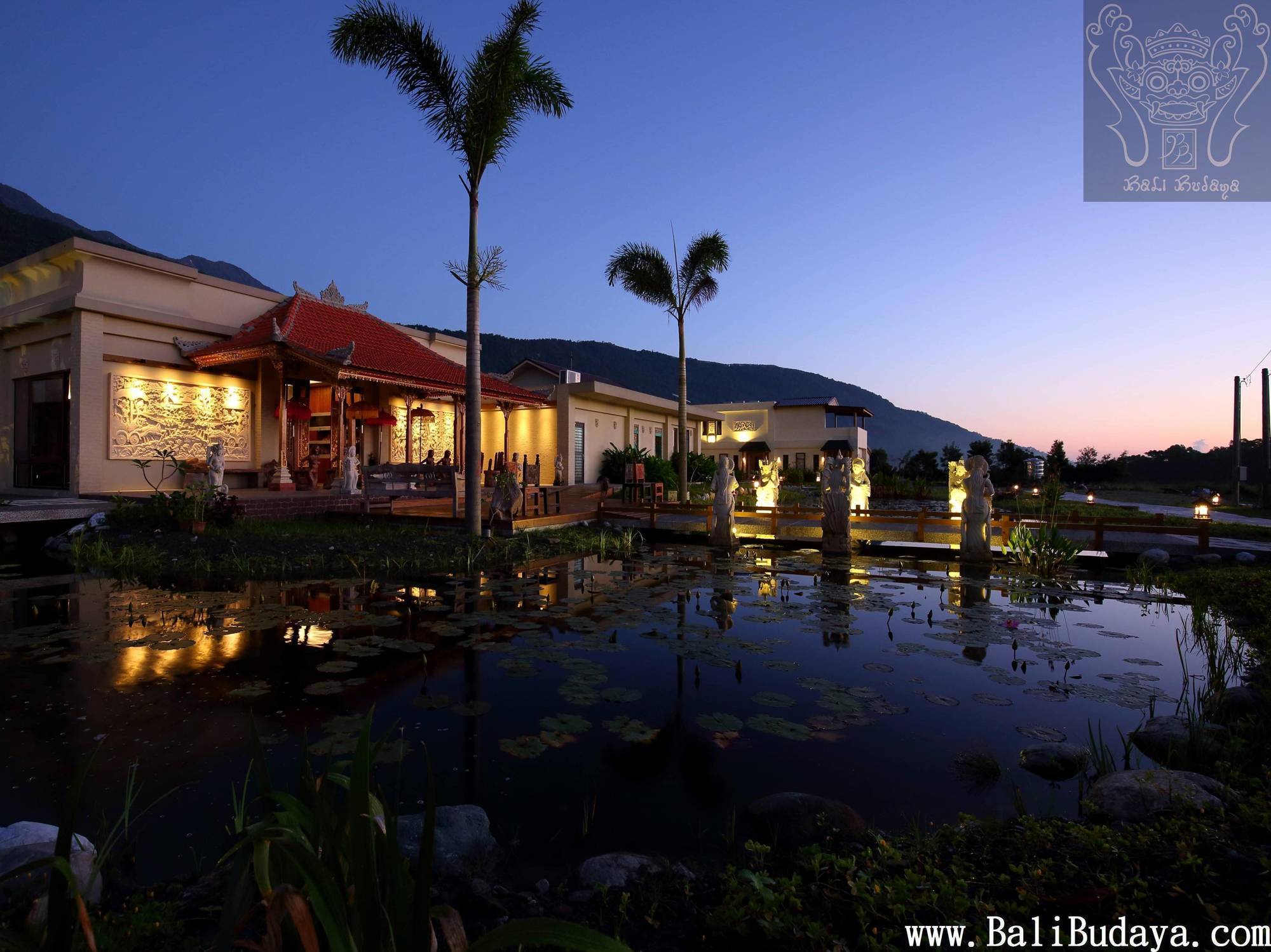 Bali Budaya Villa Hualien Eksteriør bilde